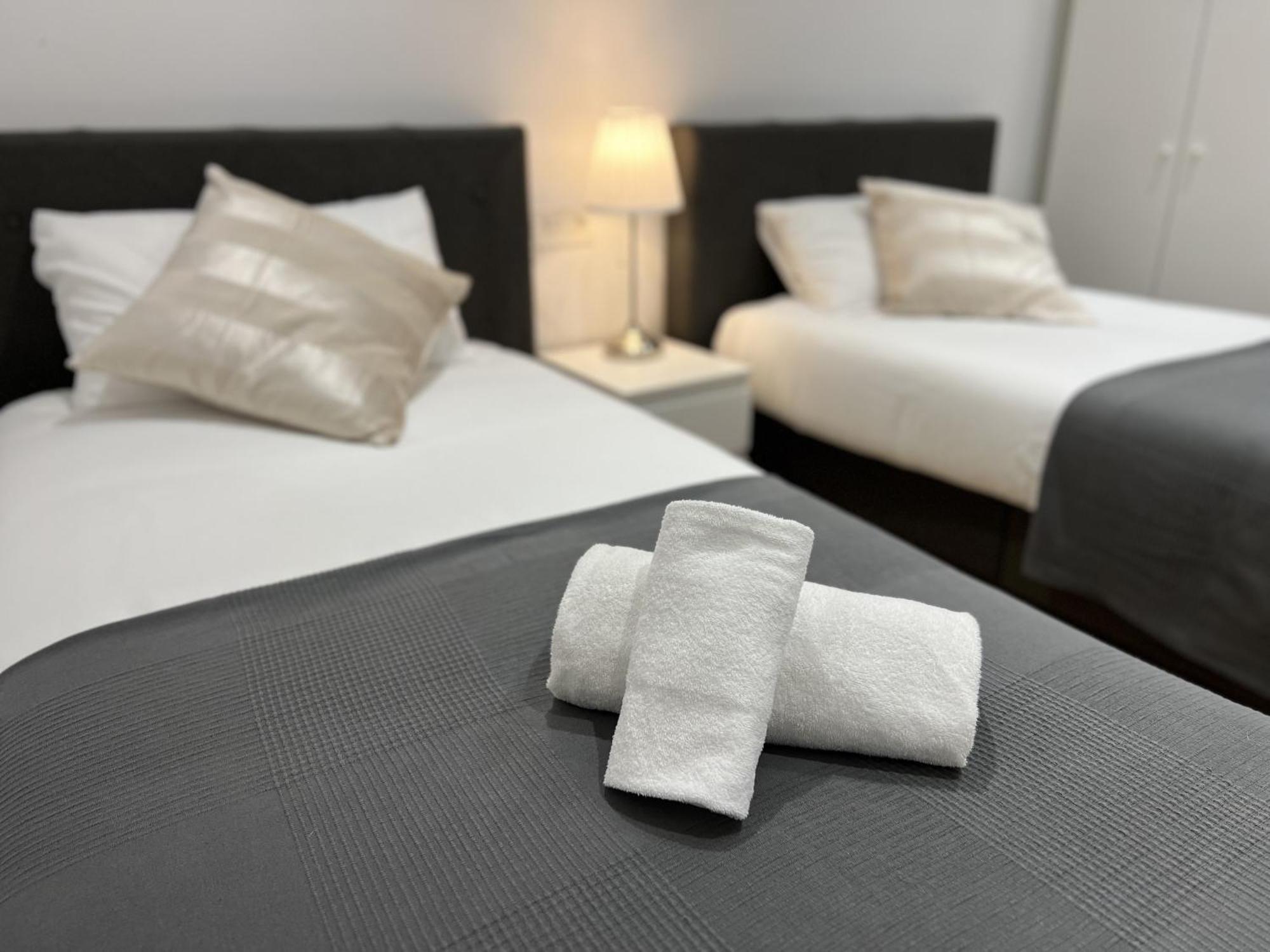 Apartamenticos Plaza Las Armas III Zaragoza Eksteriør bilde